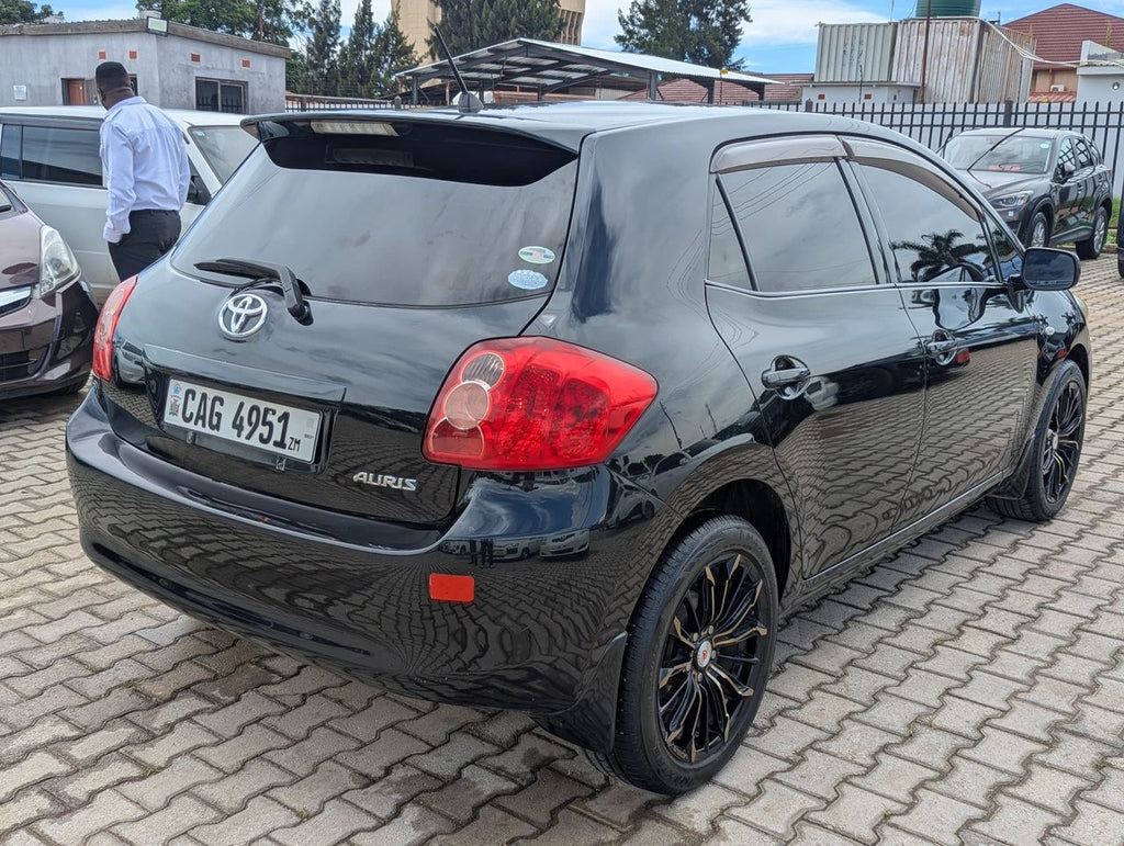 2008 Toyota Auris