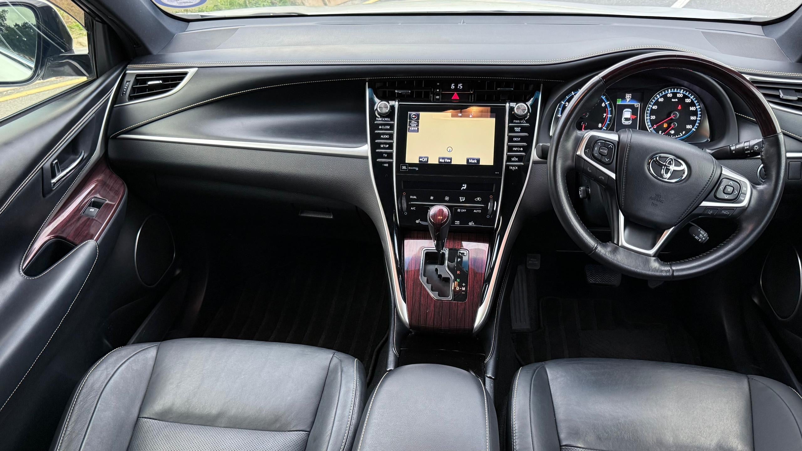 2016 Toyota HARRIER