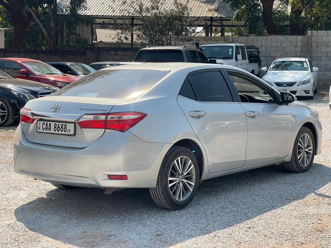 2018 Toyota Corolla Altis