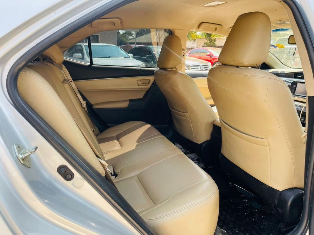 2018 Toyota Corolla Altis