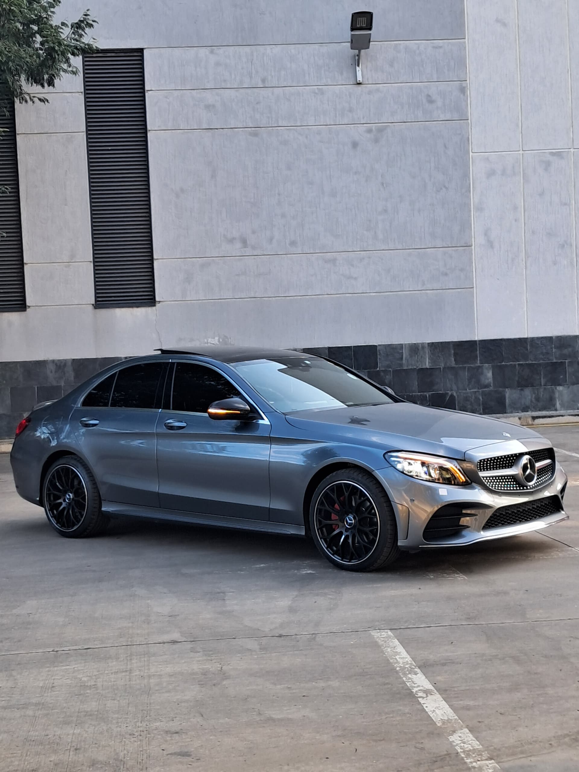 2019 Mercedes-Benz C220d AMG Line