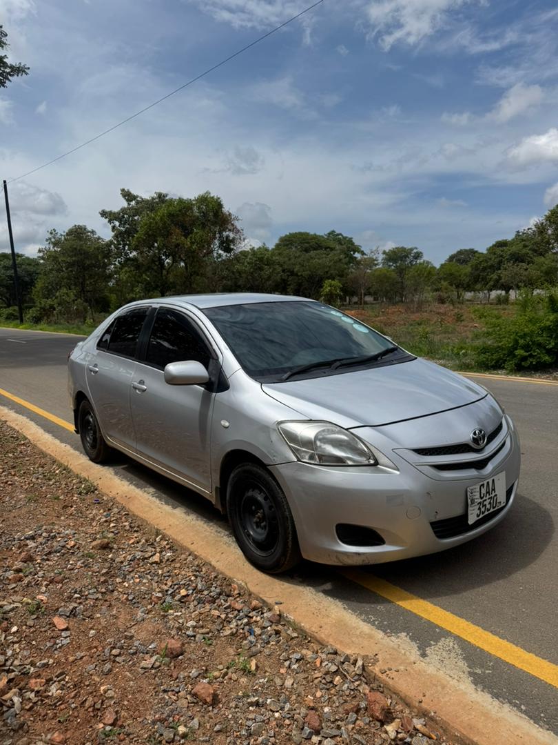 2005 Toyota Belta